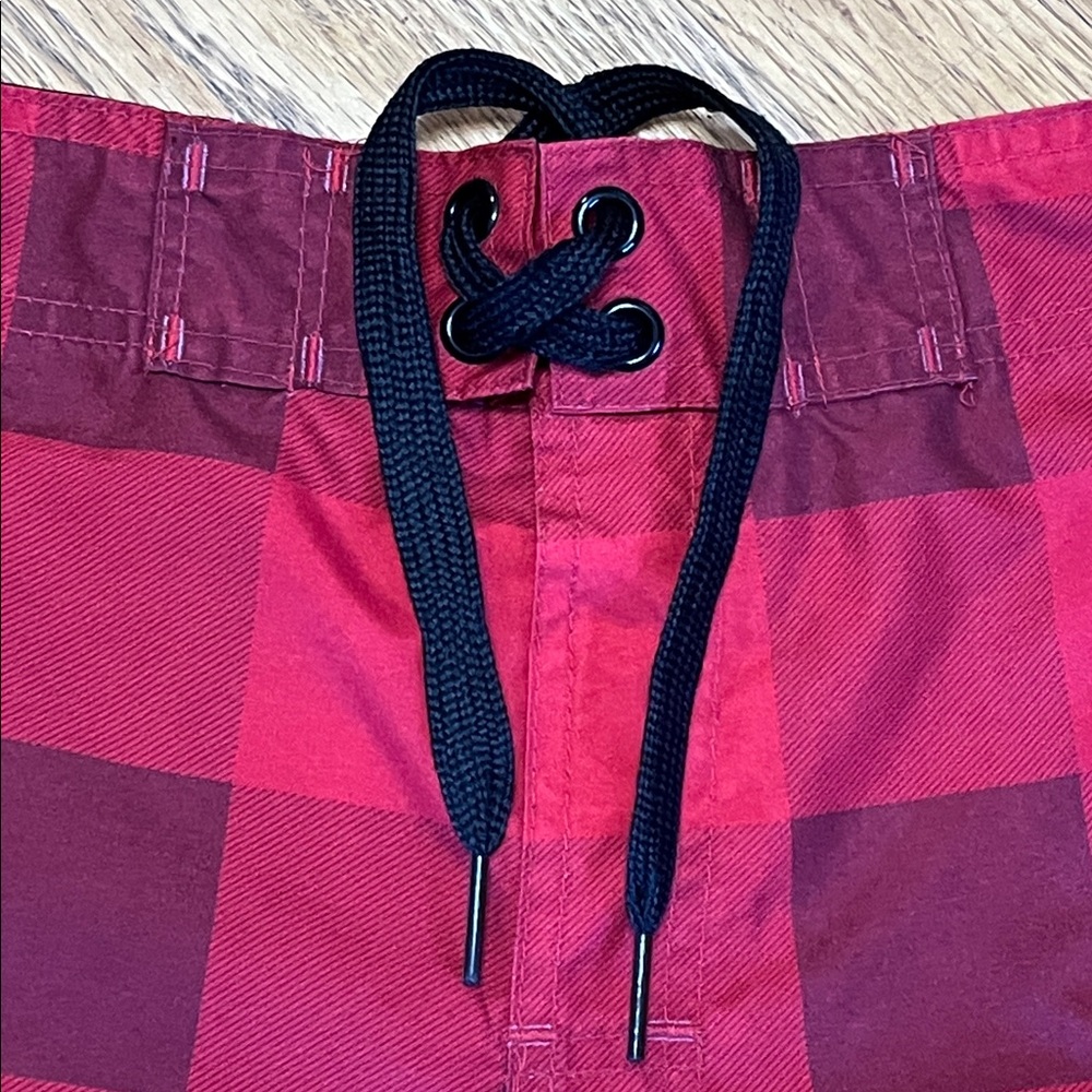 Manchester United Board Short/Swimmers Red Black w/Pocket & Logo Men's Size 36 - Picture 4 of 10